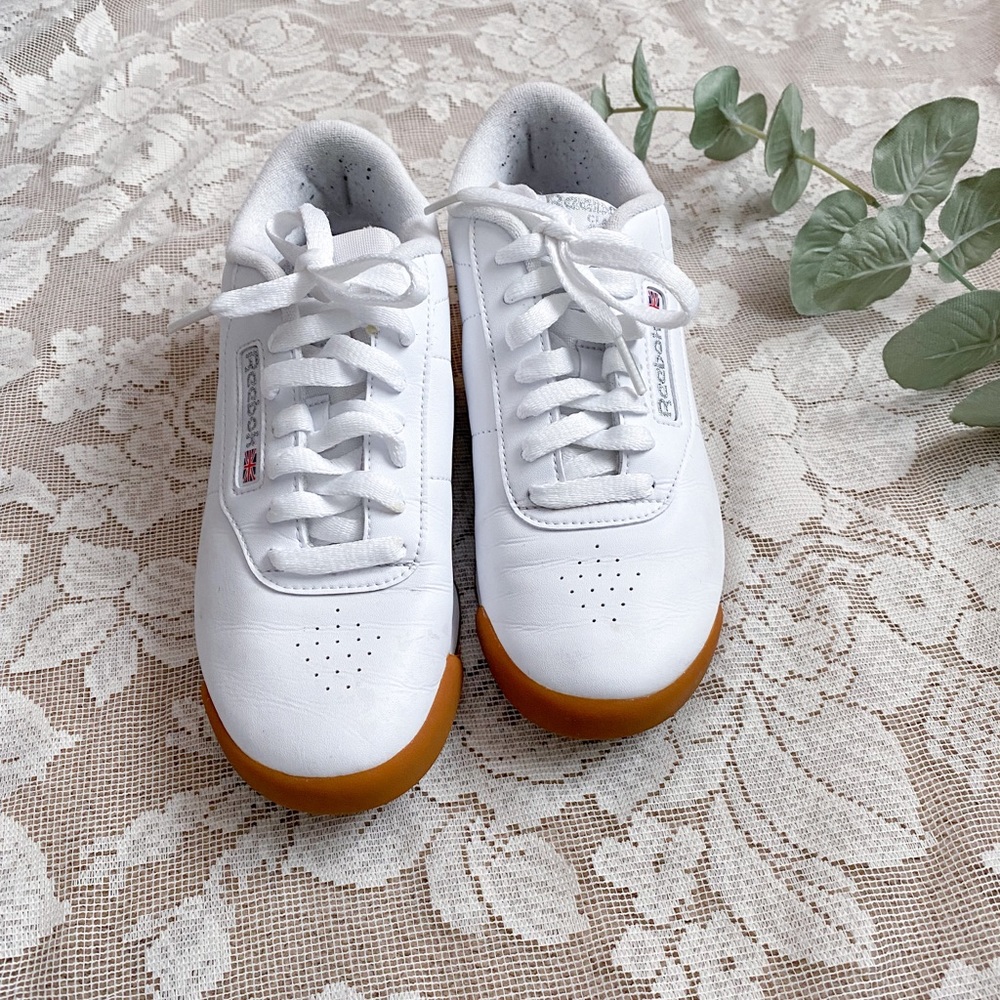 Reebok Freestyle low sneakers